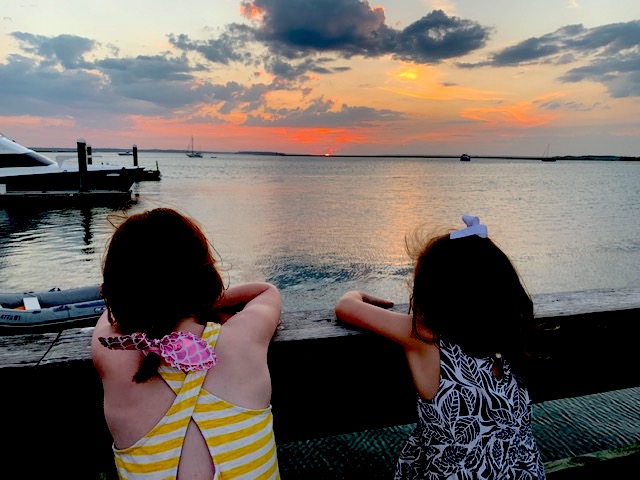 How can a facilitator take the stress out of starting school?
