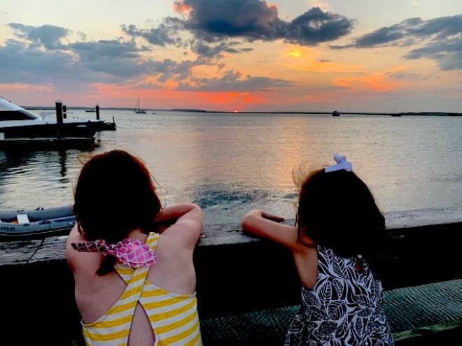 How can a facilitator take the stress out of starting school?